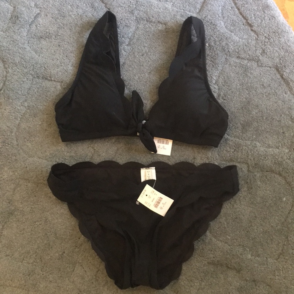 NWT J.Crew Black scallop bikini